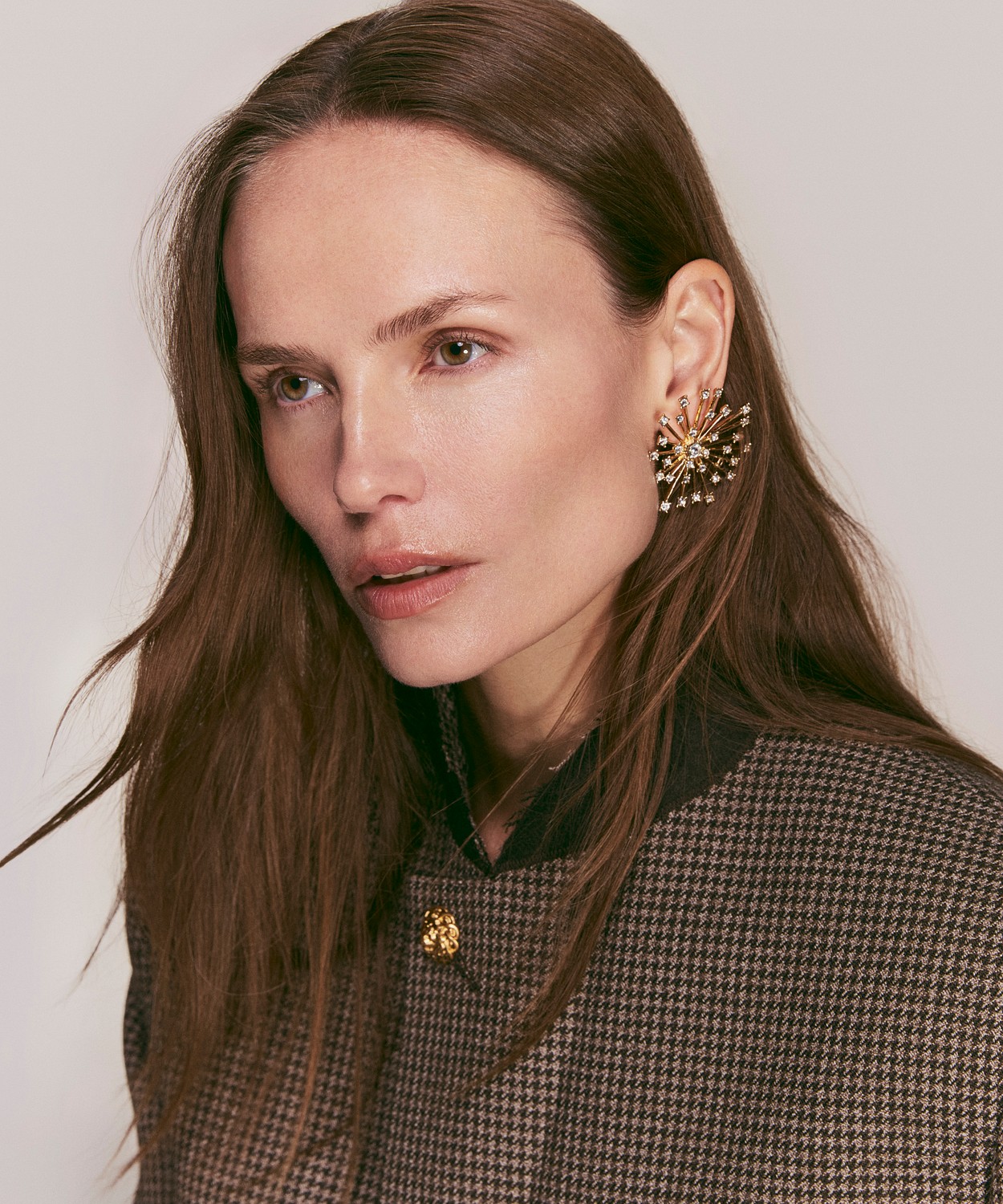 EE72 Magazine / Natasha Poly